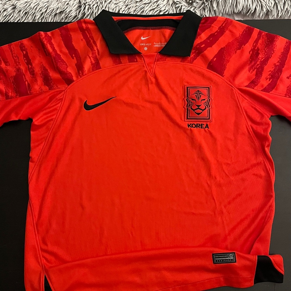NWOT Red Nike South Korea Soccer Jersey
